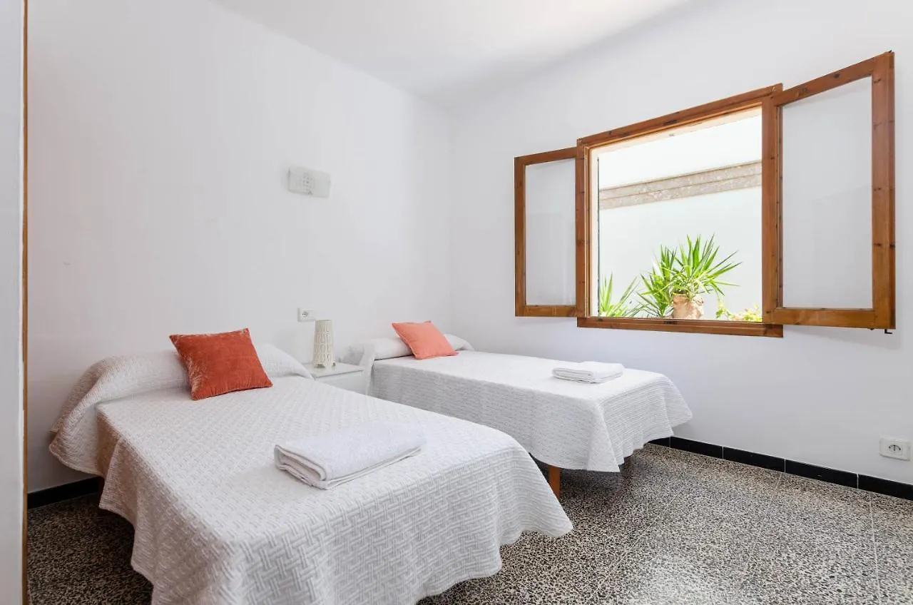 Yourhouse Villa Ana, Family-Friendly Beach House In Majorca North Can Picafort  0*, Can Picafort (Mallorca) Spain